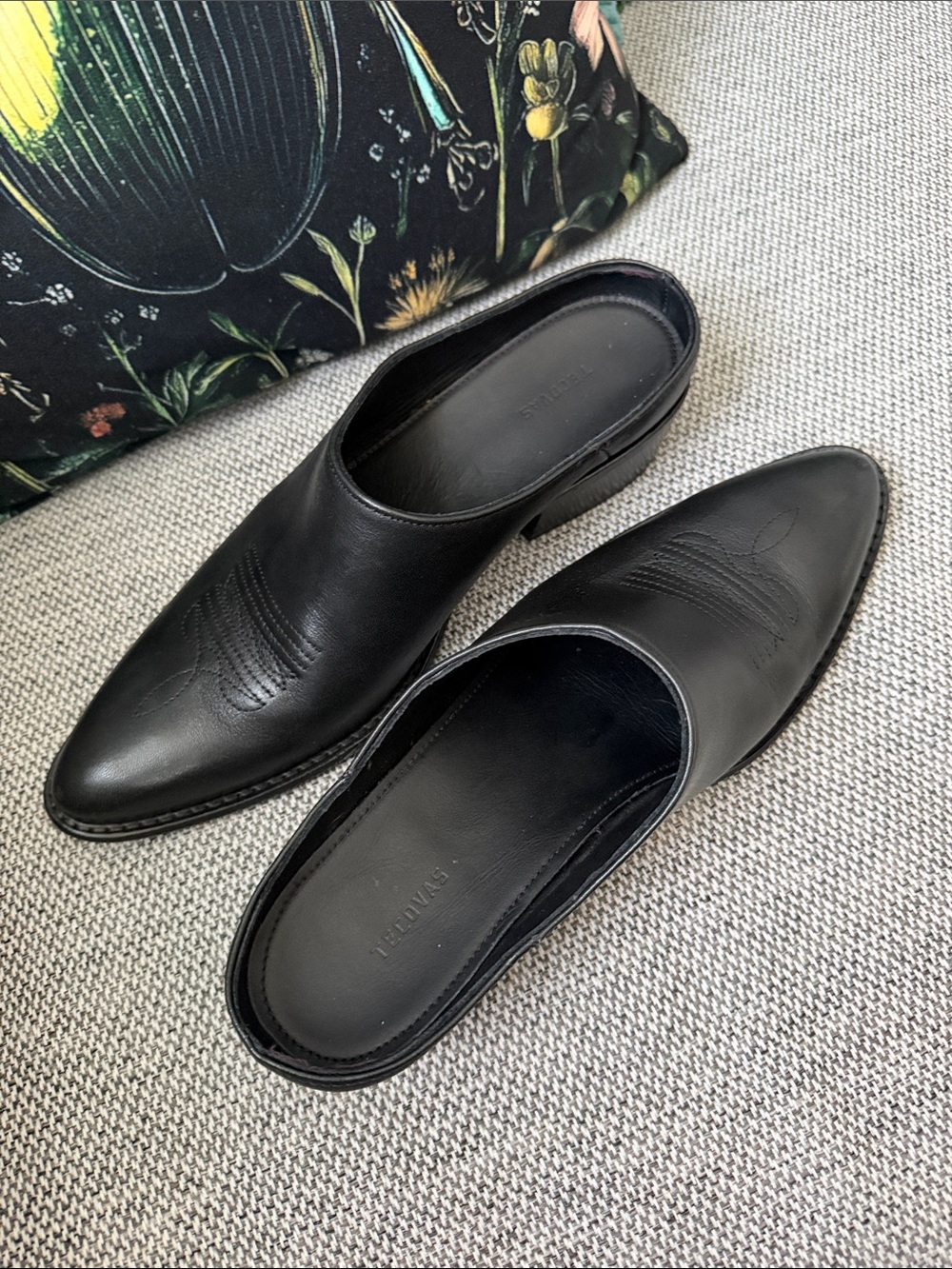 Tecovas The Sophie Size 9.5 Black Leather Slip-On Mule Heels